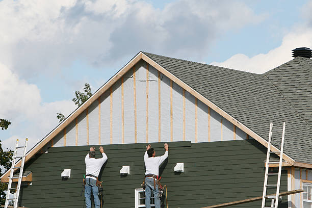 Professional Siding Contractor technician working in Somerdale, OH